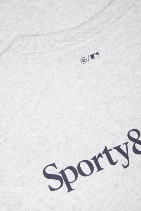 футболка  модель dodgers serif спортивного стиля с лицевой стороны