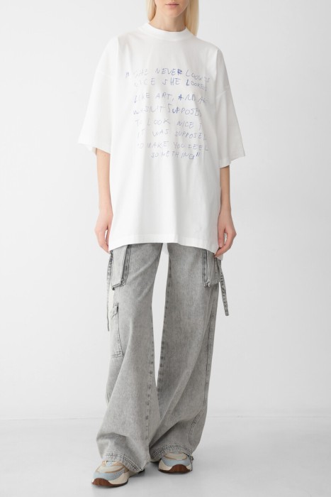 Товар белого цвета с внутренней стороны