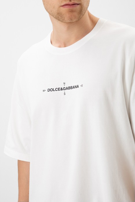 футболка  модель из коллекции marina из италии вид сбоку