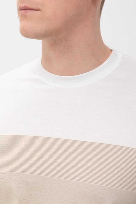 футболка  модель из коллекции riviera hello capri из италии вид сбоку