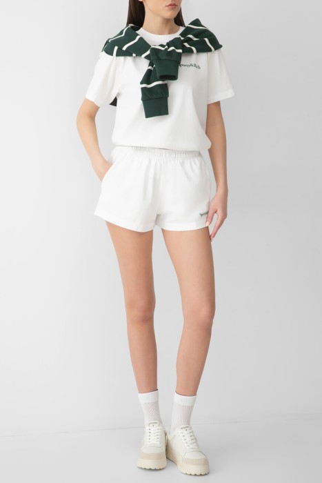 Товар белого цвета с внутренней стороны