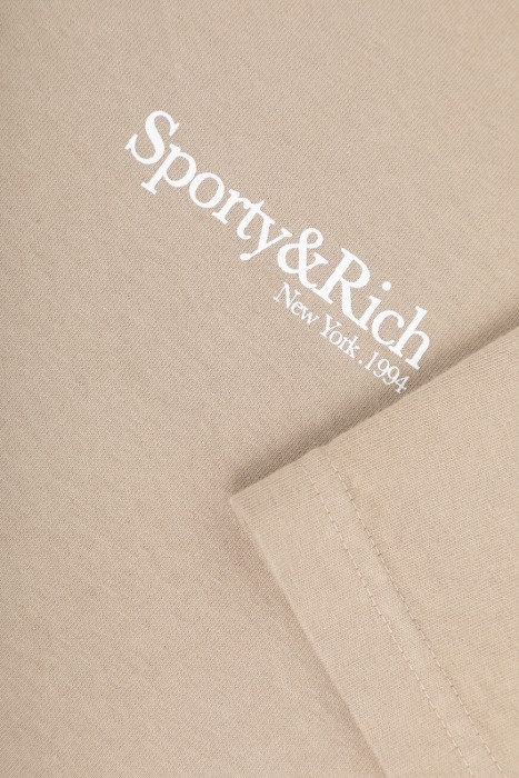 футболка sporty&rich спортивного стиля с лицевой стороны