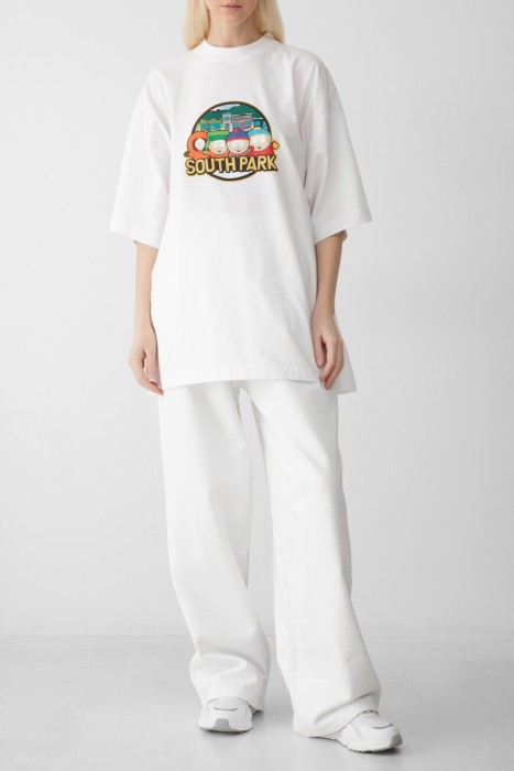 Товар белого цвета с внутренней стороны