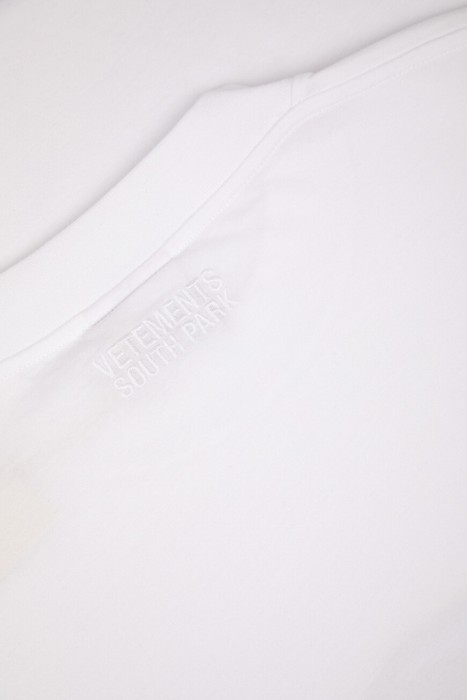 футболка  в коллаборации с south park вид слева