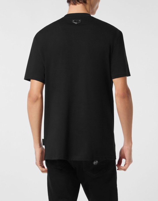 футболка  из америки вид сбоку