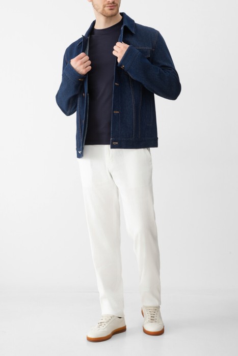 Товар синего цвета с внутренней стороны