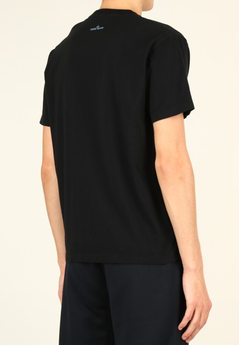 футболка  из америки вид сбоку