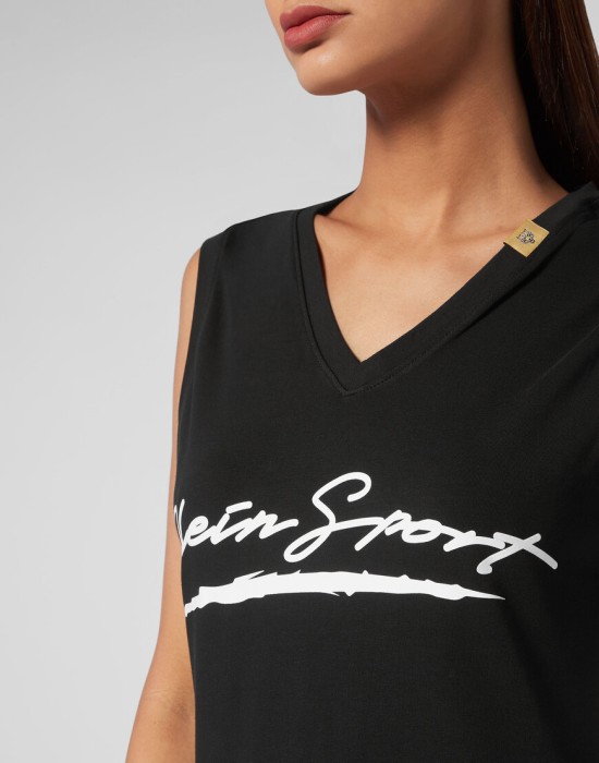 футболка  из проверенных материалов спереди