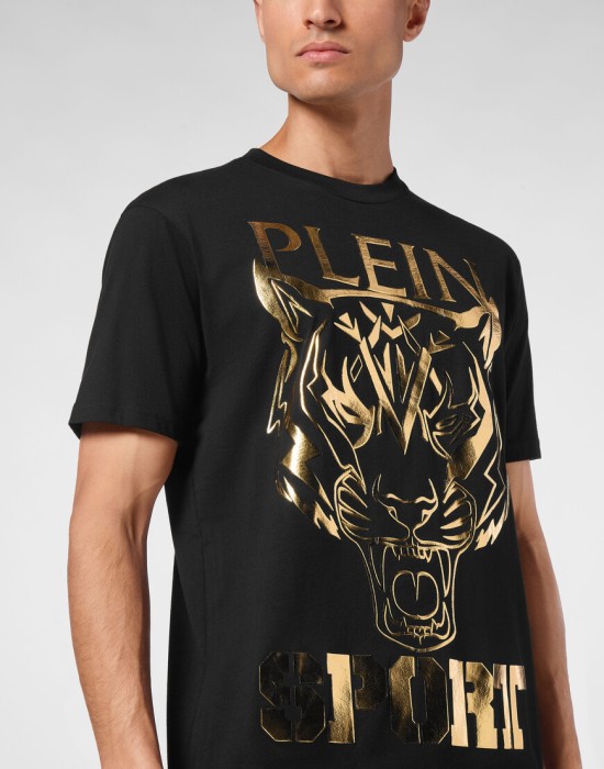 футболка  из италии вид сбоку