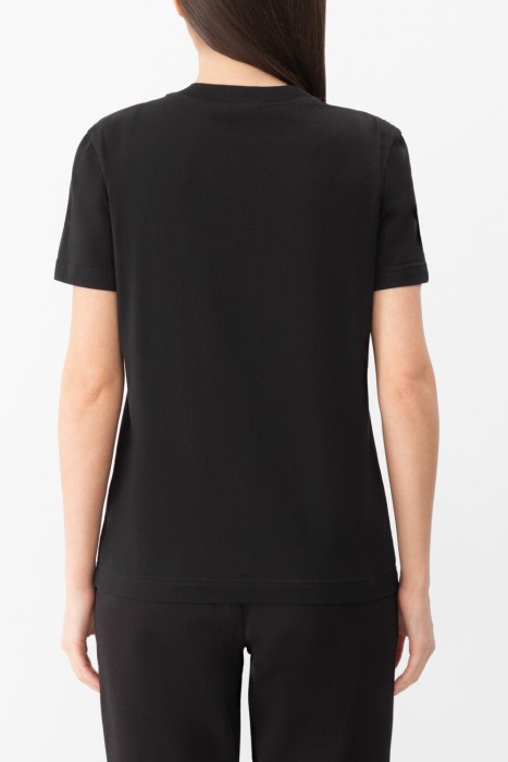 футболка  по цене 47700 руб вид справа