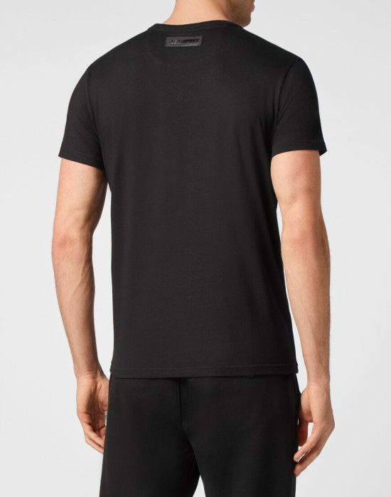 футболка  из италии вид сбоку