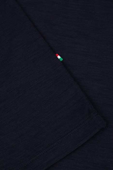 футболка  на сезон этого года фотография