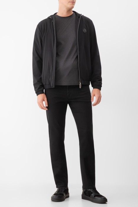 футболка  из хлопка спереди