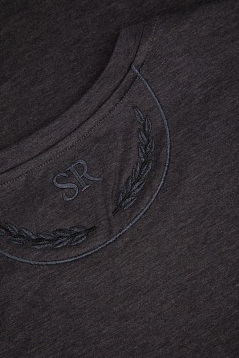 футболка  для взрослого возраста с изнаночной стороны