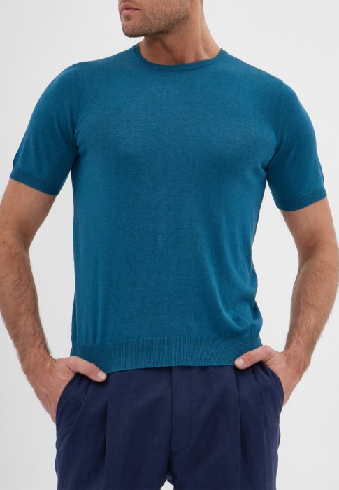 Товар голубого цвета с внутренней стороны