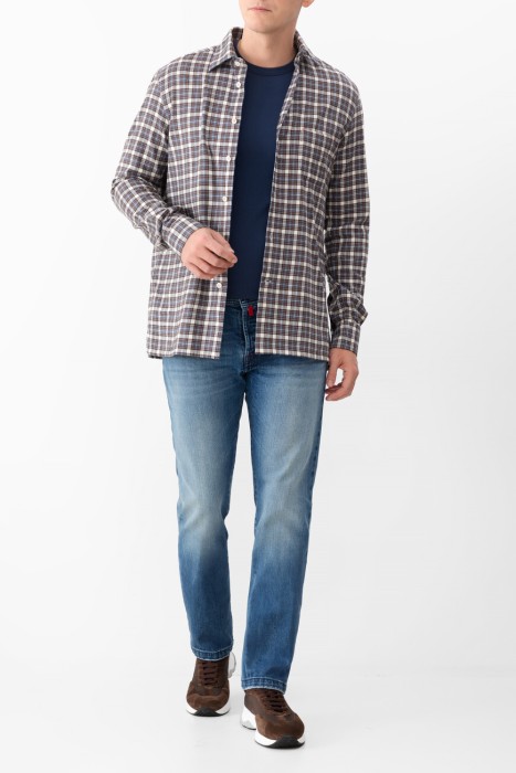 футболка  из хлопка спереди