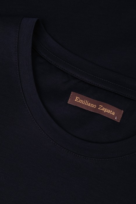 футболка  из хлопка спереди