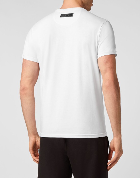 футболка  из италии вид сбоку