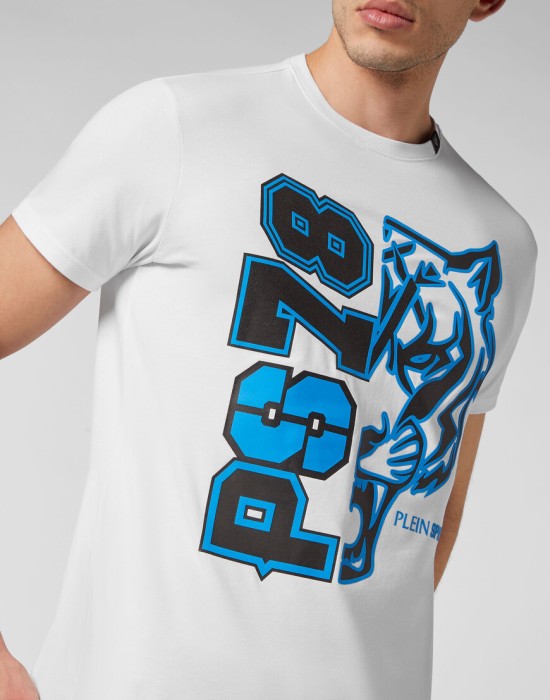 футболка  из проверенных материалов спереди