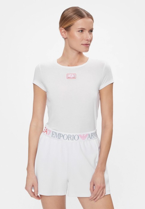 футболка  от бренда ea7 вид слева