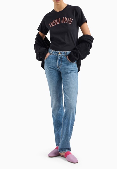 футболка  по цене 17290 руб вид справа