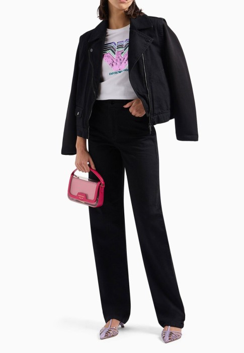 футболка  от бренда emporio armani вид слева