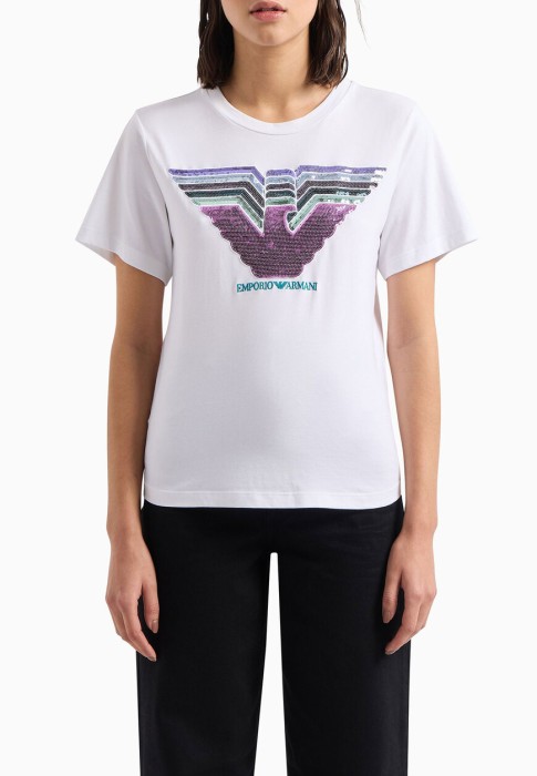 Товар белого цвета с внутренней стороны