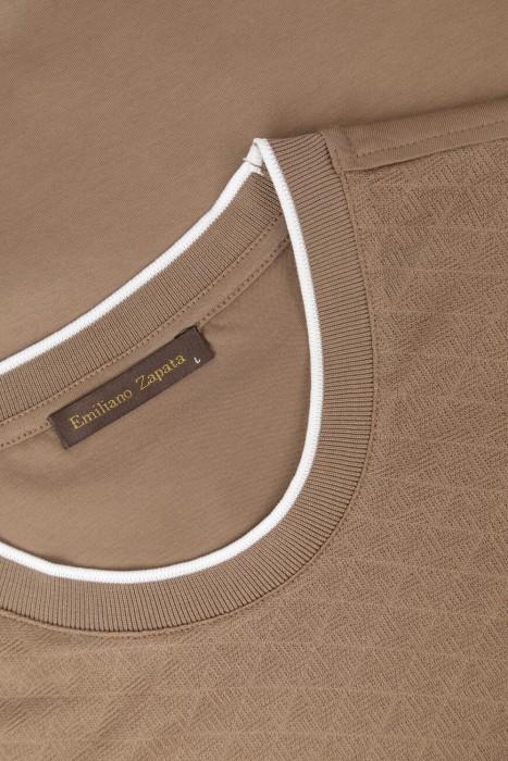 футболка  из хлопка спереди