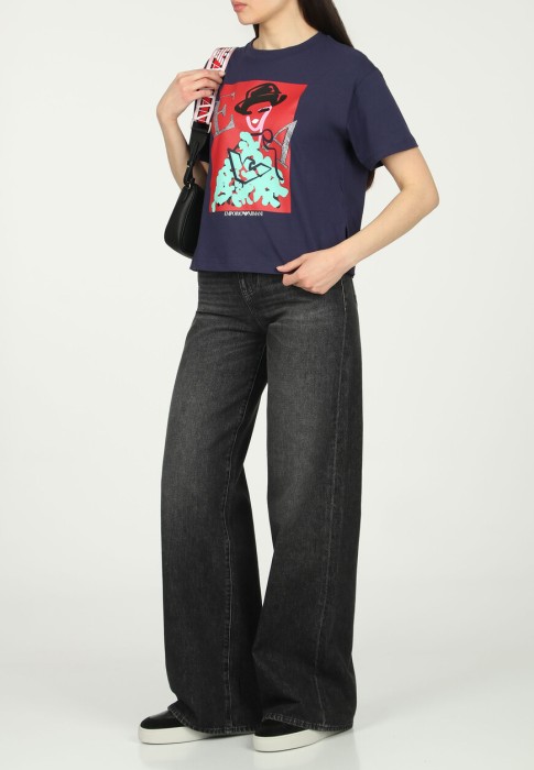 футболка  из италии вид сбоку