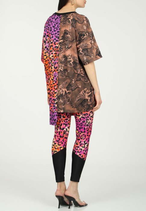 Товар розового цвета с внутренней стороны