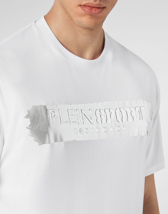 футболка  из италии вид сбоку