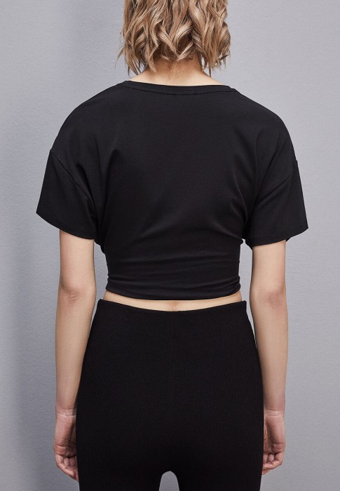 футболка  из италии вид сбоку