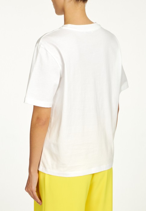 Товар белого цвета с внутренней стороны