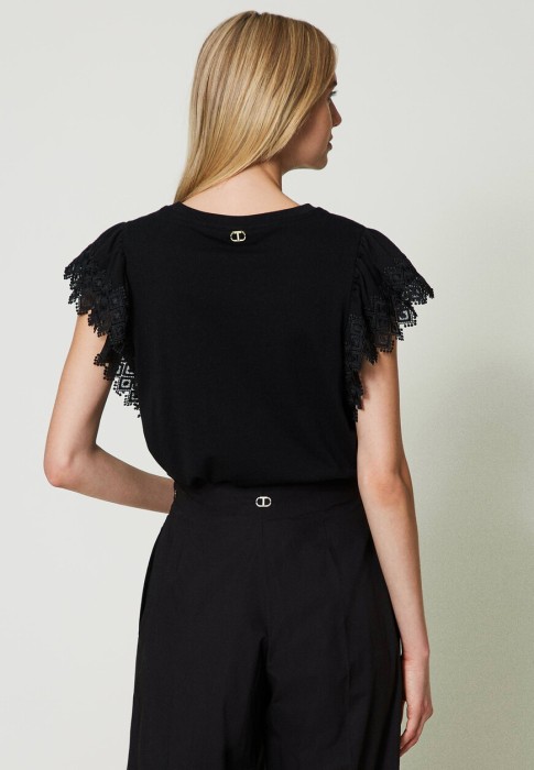 футболка  из италии вид сбоку