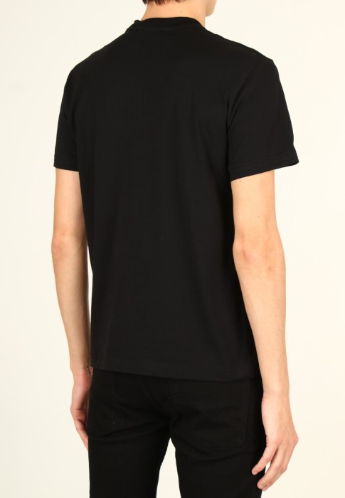 футболка  из италии вид сбоку