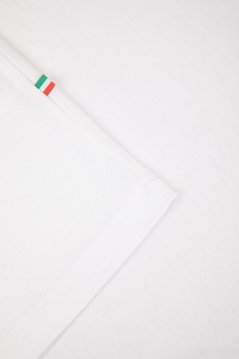 футболка  универсального стиля с лицевой стороны