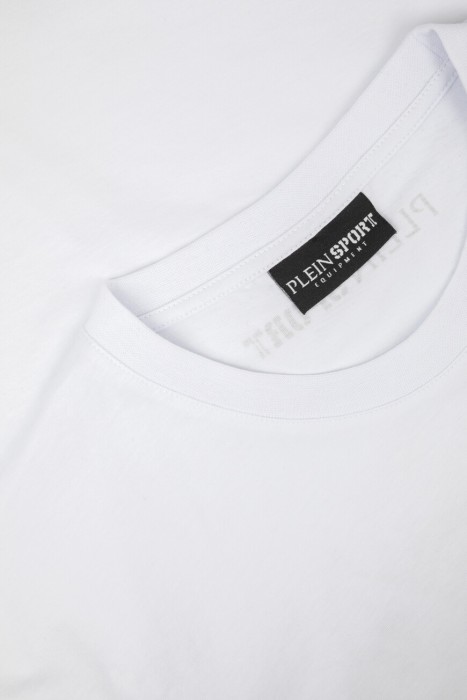 футболка  из хлопка спереди