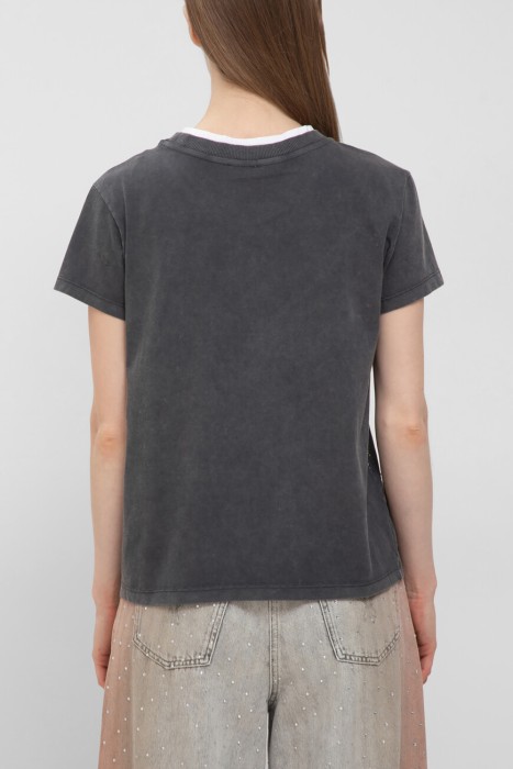 футболка  от бренда patrizia pepe вид слева