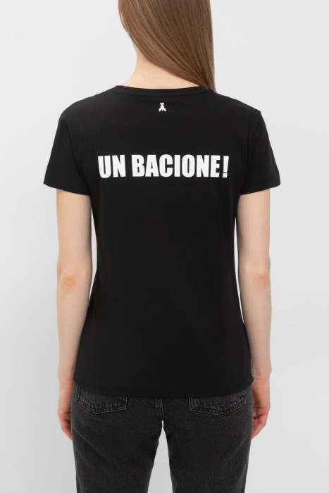 футболка  по цене 7000 руб вид справа