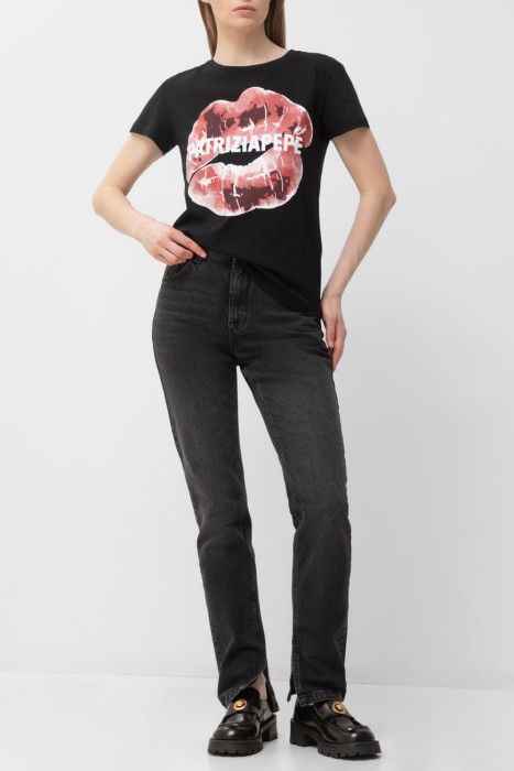 футболка  из хлопка спереди