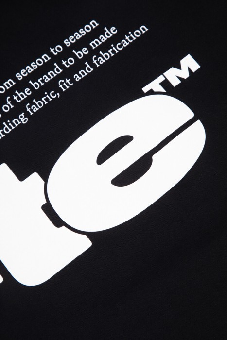 футболка  на сезон этого года фотография