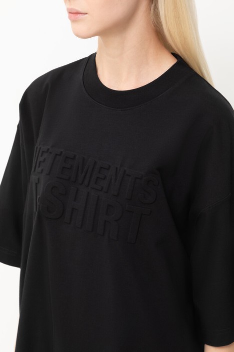 футболка  спортивного стиля с лицевой стороны