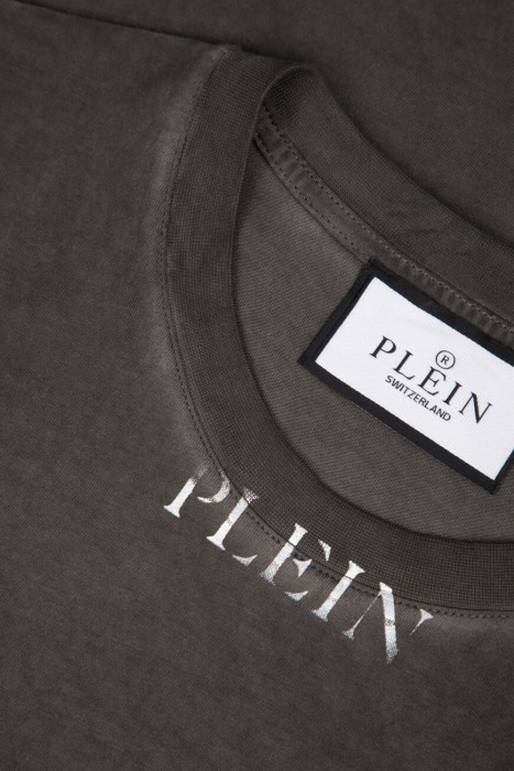 футболка  из хлопка спереди