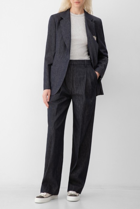 футболка  из хлопка спереди