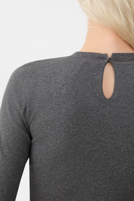 Товар серого цвета с внутренней стороны