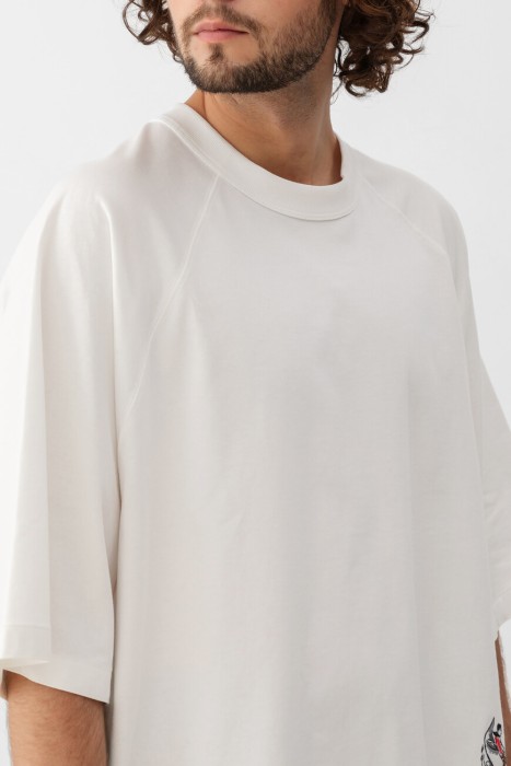 футболка  из италии вид сбоку