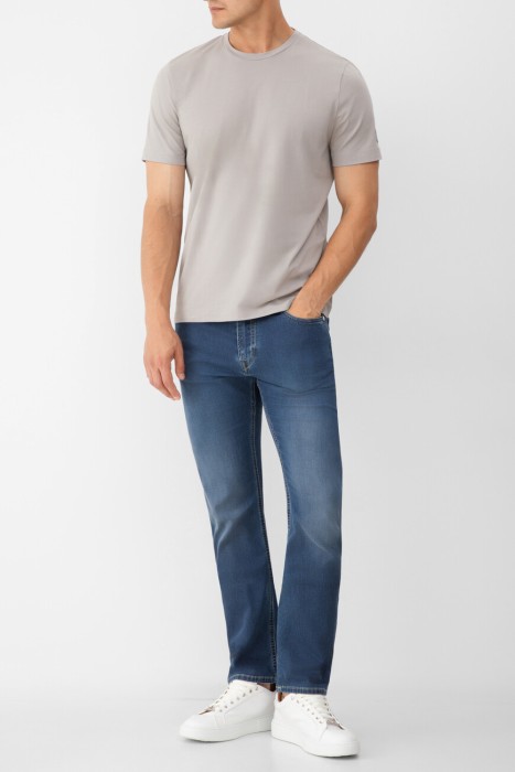 Товар серого цвета с внутренней стороны