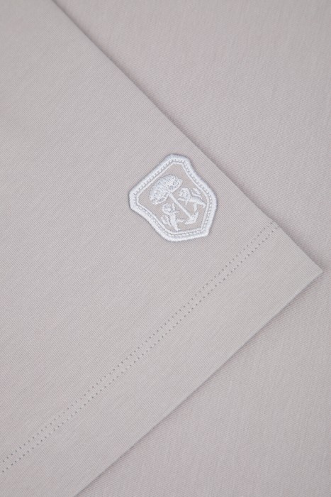 футболка  универсального стиля с лицевой стороны