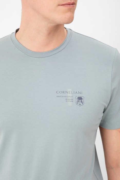 футболка  из италии вид сбоку