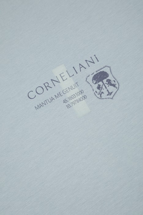 футболка  повседневного стиля с лицевой стороны